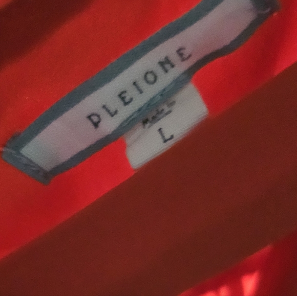 Pleione Vibrant Orange Sleeveless Blouse - Picture 4 of 4